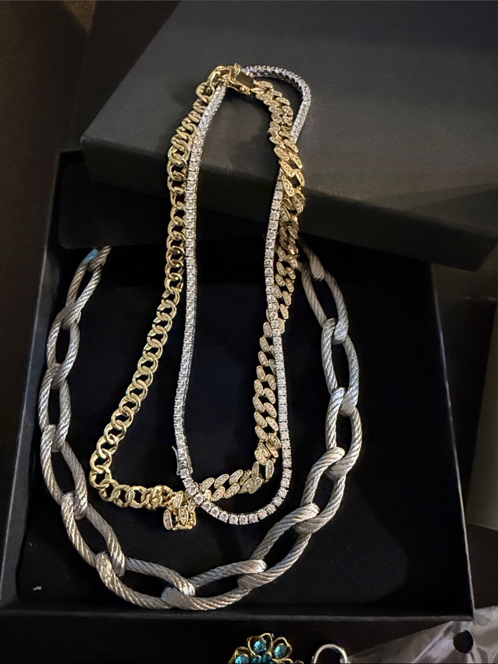 Jewelry bundle - Picture 2 of 11